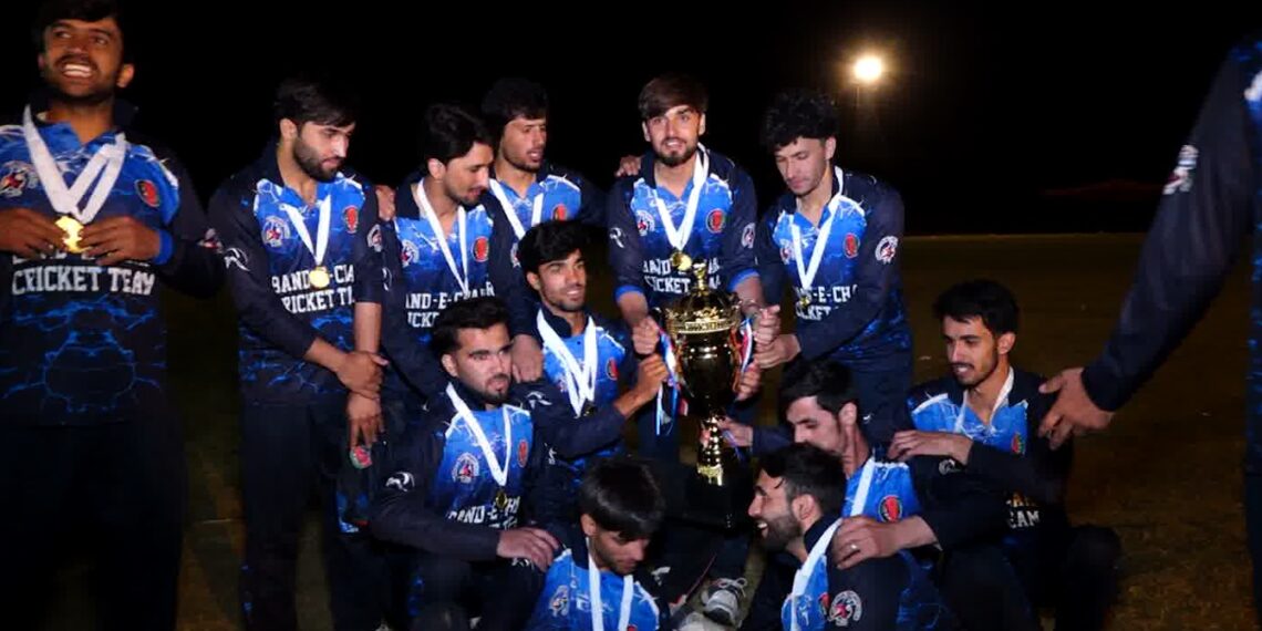 بندچک لوبډلې میدان وردګو کې د کرېکټ شپنیو سیالیو اتلولي خپله کړه