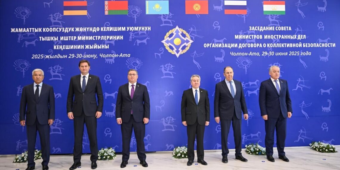 د ټولییز امنیت تړون غړو هېوادونو له افغانستان سره د سولې او ټيکاو برخه کې د همکاریو دوام ژمنه کړې