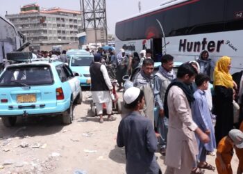 له ایرانه راستانه شوې کډوال: اسلام کلا کې کېدونکې مرستې کافي نه دي