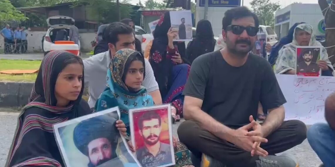 اسلام اباد کې د بلوڅانو اعتراض؛ دوی د خپلو ورکو بلوڅانو غوښتنه کوي