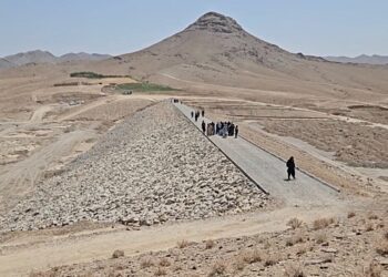 د هلمند په واشېر ولسوالۍ کې د اوبو یو زېرمه کوونکی بند ګټې اخیستنې ته وسپارل شو