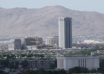 ملګري ملتونه: تر راتلونکو درېيو لسيزو به شاوخوا نيمايي افغانان په ښارونو کې مېشت وي