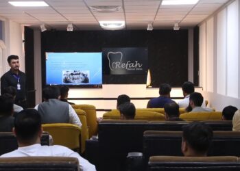 بلخ کې د غاښونو درملنې نوي سیسټم ورکشاپ پيل شو