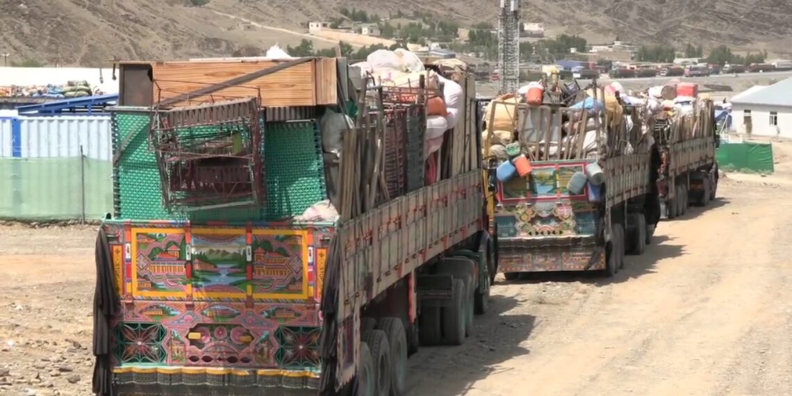 له پاکستانه د افغان کډوالو د جبري راستنېدلو بله څپه پیل شوه