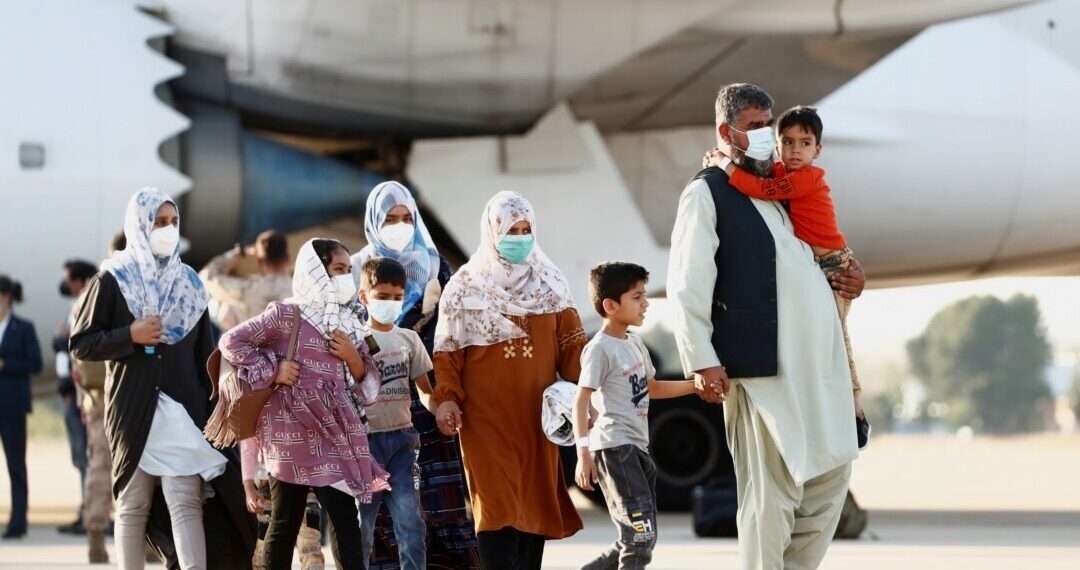 جرمني له پاکستانه د هغو افغانانو انتقال پیلوي چې د کډوالۍ اسناد یې تایيد شوي