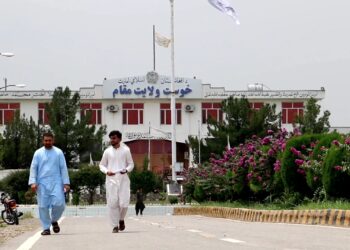 د خوست اوسېدونکي: دولتي ادارې باید د ولایت اداري کمپلېکس ته ولېږدول شي