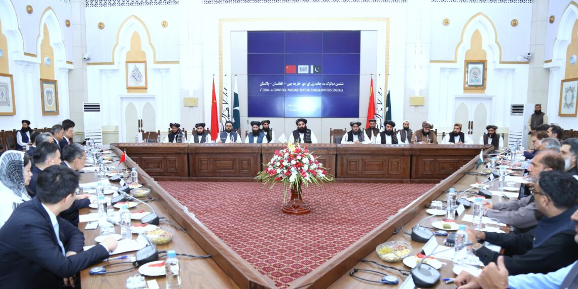 کابل کې د چين، افغانستان او پاکستان درې اړخيزه ناسته جوړه شوه