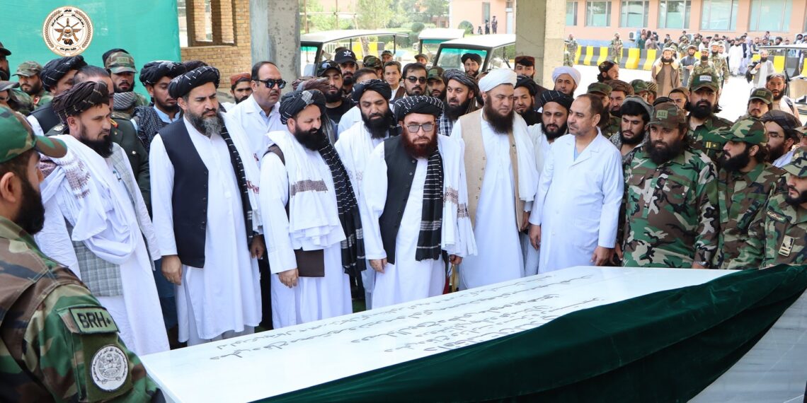 د لومړي ځل لپاره د ملي دفاع وزارت په چوکاټ کې د طب پوهنځی پرانیستل شو