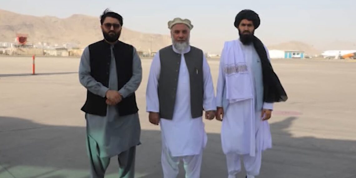 د صنعت او سوداګرۍ وزارت سرپرست قرغېزستان ته رسېدلی