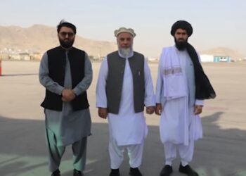 د صنعت او سوداګرۍ وزارت سرپرست قرغېزستان ته رسېدلی