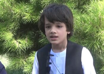 هرات کې یو ماشوم هرو دوو میاشتو کې یوه نوې ژبه زده کوي