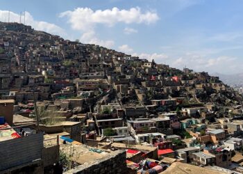 ملګري ملتونه: د افغانستان۷۳ سلنه ښاریان په غیرپلاني استوګنځایونو کې اوسېږي