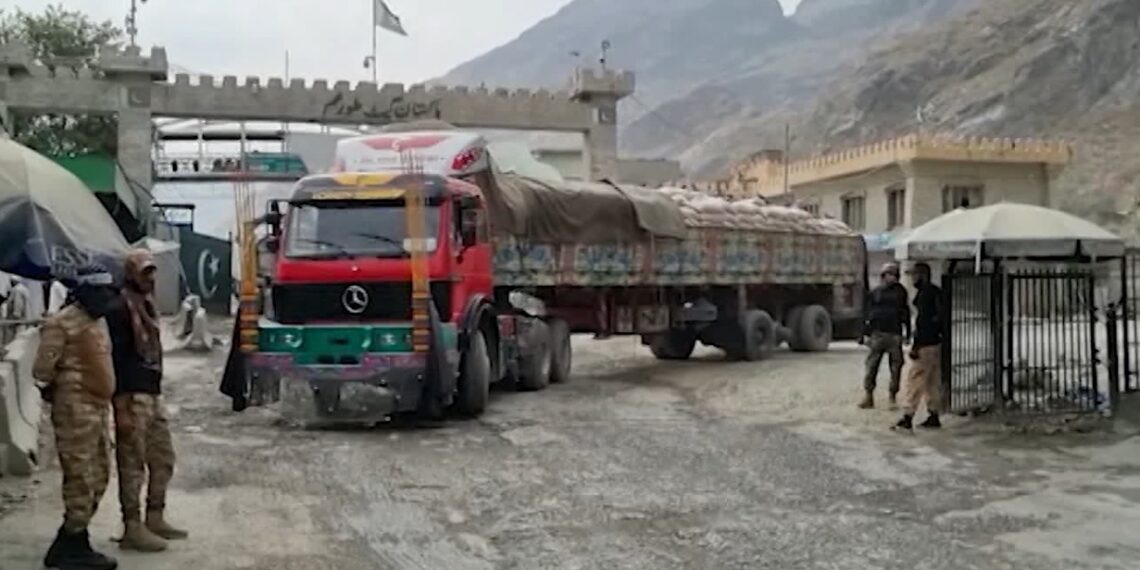 پاکستان ته د افغانستان د ټرانزیت کچه ۷۸ سلنو ته پورته شوې