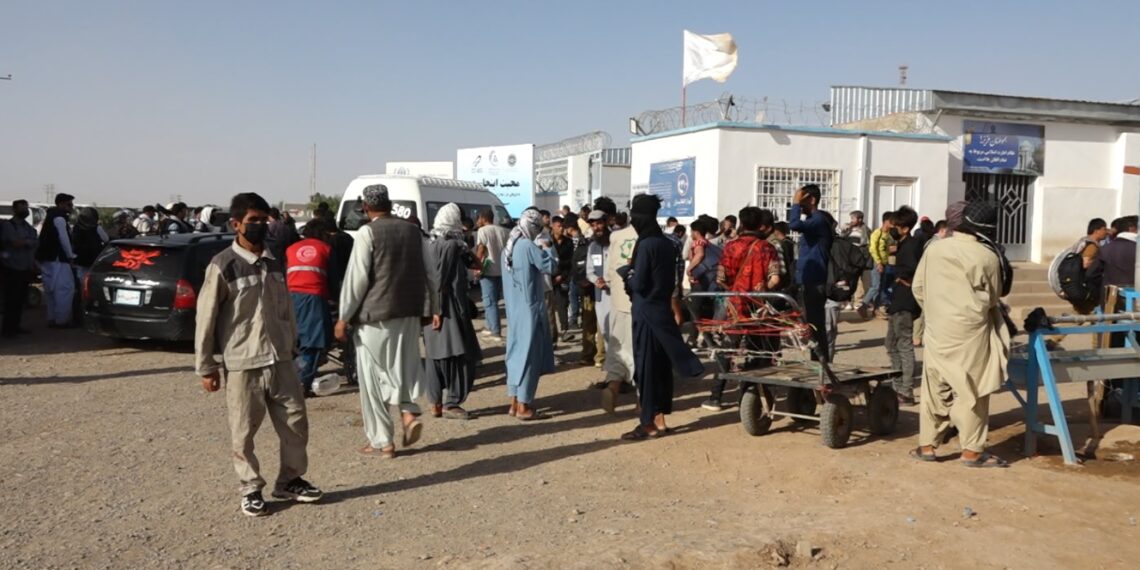 له ایران او پاکستانه د افغان کډوالو د جبري ایستلو لړۍ لاهم په چټکۍ روانه ده