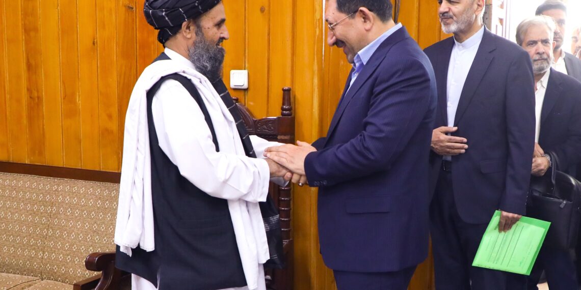 افغان او ایراني چارواکو پر سوداګرۍ، ټرانزیټ او ګډې پانګونې خبرې کړې