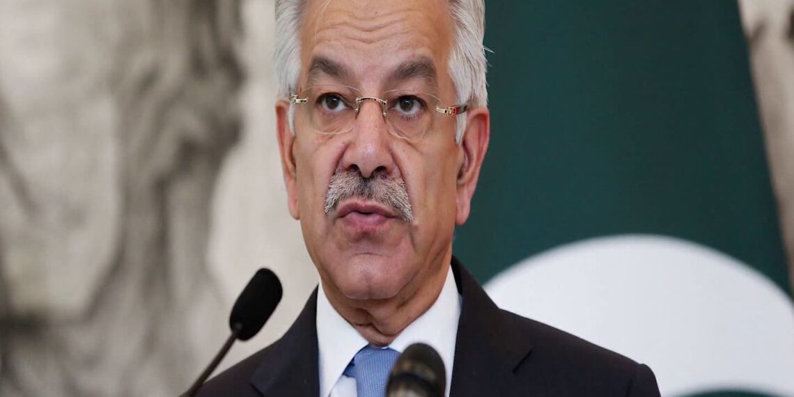 خواجه اصف: د افغانستان په کورنیو چارو کې لاسوهنه د پاکستان لویه تېروتنه وه