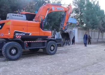 مزارشریف کې د سلګونه میلیونه افغانیو په ارزښت ۳۰ پراختیایي پروژې تر کار لاندې دي