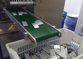 هرات کې د څه باندي۶۰ میلیون ډالرو په ارزښت لس تولیدي کارخونو فعالیت پیل کړ