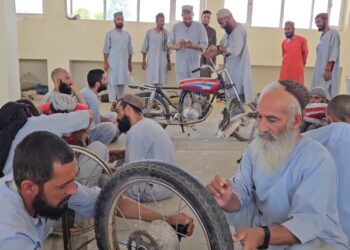 چارواکي: روان کال هلمند کې د ۷۰۰ روږدو کسانو درملنه او روزنه شوې