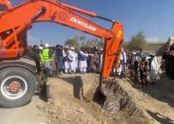 د ګردېز ــ ډنډ پټان لویې لارې د بيارغونې چارې پيل شوې