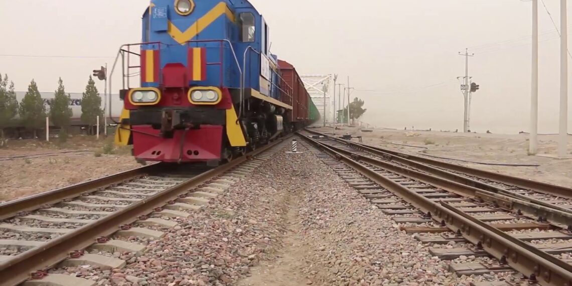 سوداګر د پاکستان بدیلو لارو د لوړو تعرفو له امله اندېښنه لري