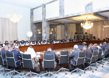 بهرنیو چارو وزارت کابل کې د هېوادونو له سفیرانو سره د کابل – اسلام‌اباد مذاکراتو بهیر شریک کړ