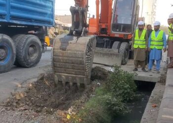 جلال اباد ښار کې د سطحي اوبو مهارولو پروژه پيل شوه