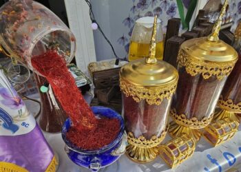 هرات کې د زعفران ګل لسم پړاو نندارتون پرانیستل شو