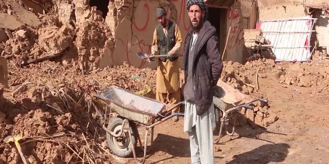 ملګري ملتونه د شمالي ولایتونو له ۲ زره زیاتو زلزله ځپلو کورنیو ته مرستې برابروي