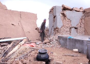 سمنګان کې زلزلې د کورونو نړولو ترڅنګ، د خلکو کاروبار هم زیانمن کړی