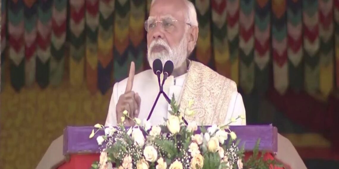 نرېندرا مودي: د نوي ډیلي چاودنې عاملان به ونه بښل شي