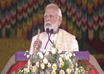 نرېندرا مودي: د نوي ډیلي چاودنې عاملان به ونه بښل شي