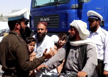 کندهار کې ټرافیکي پېښې زیاتېدل: د روان کال وروستیو۶ میاشتو کې ۱۶۷ پېښې شوې