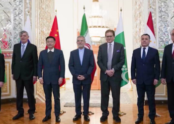 ایران کې سیمه‌ییزې ناستې ګډونوالو د افغانستان او پاکستان تر منځ د اختلافاتو پر ډيپلوماتیک حل ټینګار کړی