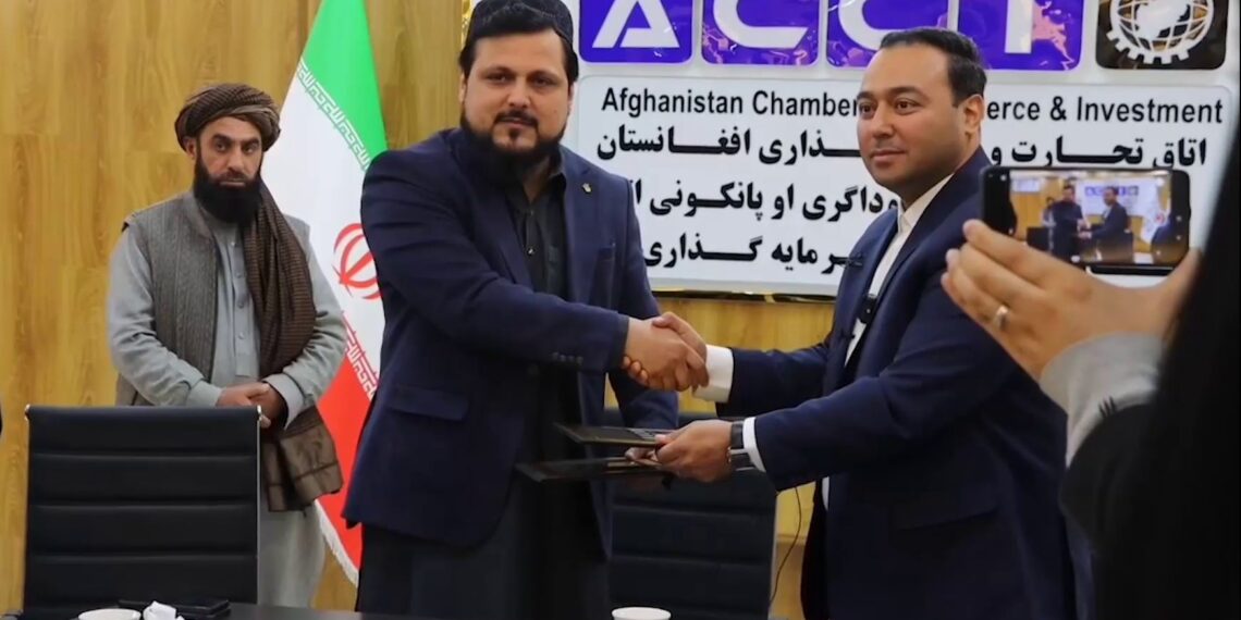 بلخ کې د افغانستان او ایران خصوصي سکټور ترمنځ د درملو واردولو تړون لاسلیک شو