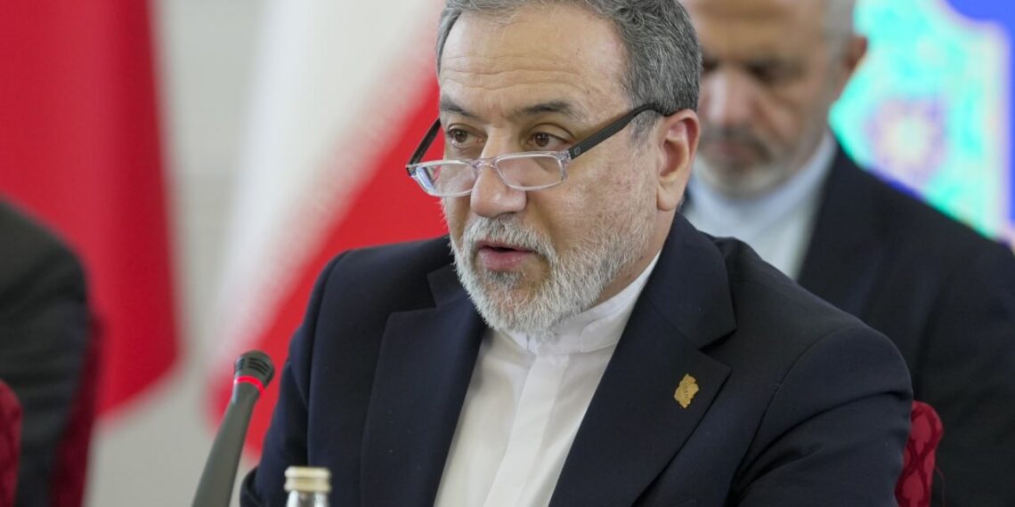 عراقچي: د ټولې سیمې راتلونکی د افغانستان له راتلونکي سره تړلی