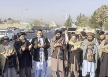 مزارشریف کې د سړک جوړولو د پنځو پروژو چارې بشپړې شوې