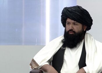 لوړو زده کړو وزارت: له ایراني چارواکو سره د علمي همکاریو ډېرولو په اړه خبرې شوې