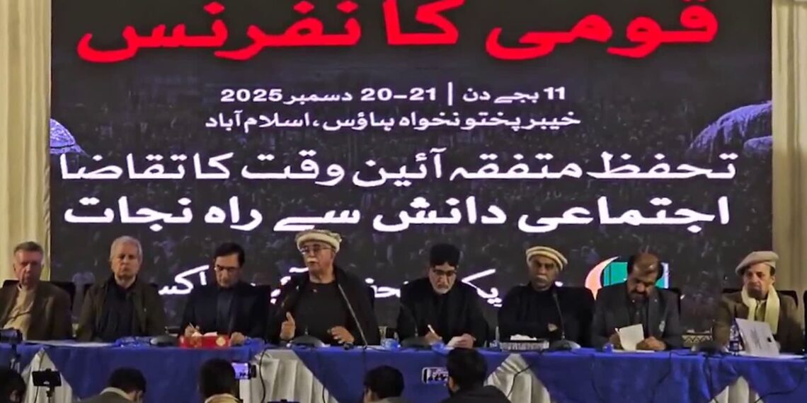 د پاکستان اپوزیسیون د پوځ او حکومت پر وړاندې درېدو خبرداری ورکړ