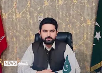 افریدی: پاکستان دې پر افغانستان د تورونو لګولو لپاره کره شواهد وړاندې کړي