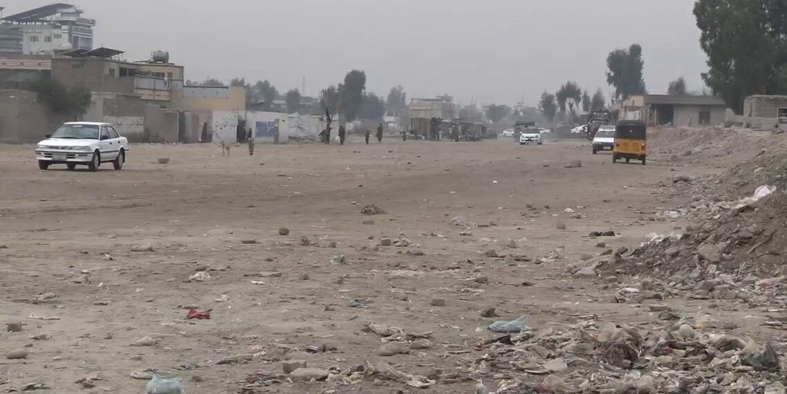 د جلال اباد ښار حلقوي سړک کارونه د بودیجې نه شتوالي له امله درېدلي