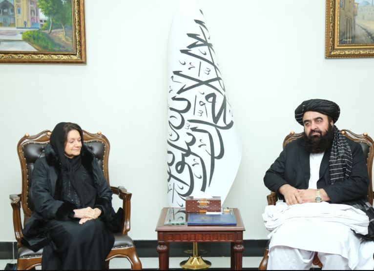 متقي د سولې او سیاسي چارو لپاره د ملګرو ملتونو عمومي منشي مرستیالې سره کتلي