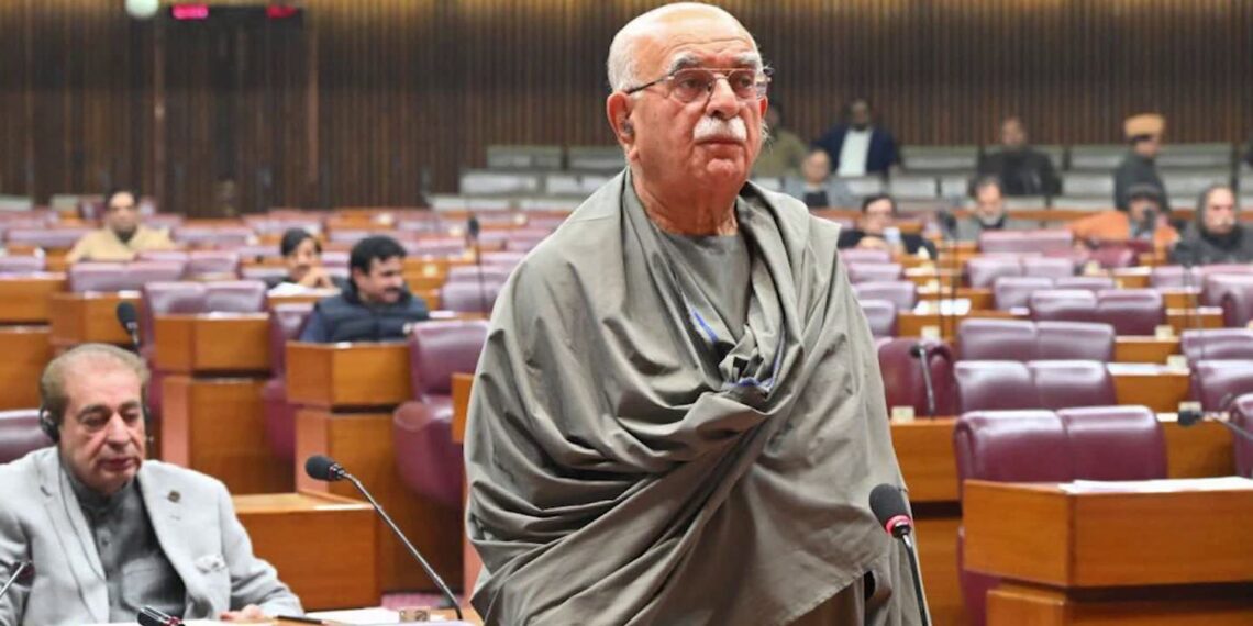 اڅکزی: د کابل – اسلام‌اباد ترمنځ د ستونزو هواري لپاره دې سيمه‌ييزه ناسته جوړه شي