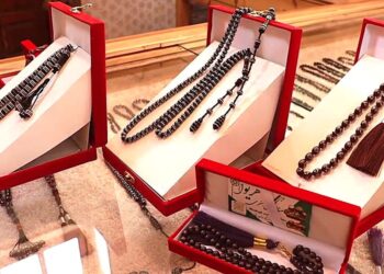 افغان لاسي صنایع د نړیوال کېدو په لور: هراتي تسبېح د نړۍ په بازارونو کې ښه ځای لري
