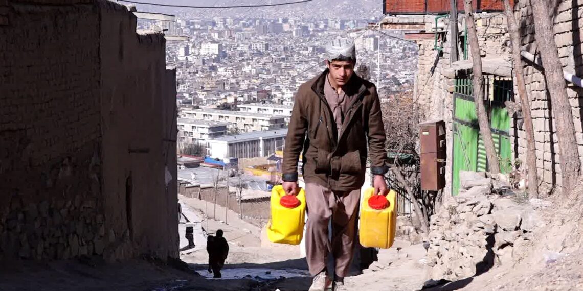 چارواکي: ټول کابل ښار کې د اوبو رسونې سروې روانه ده