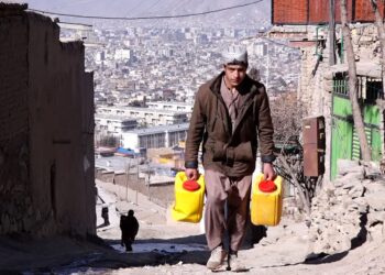 چارواکي: ټول کابل ښار کې د اوبو رسونې سروې روانه ده