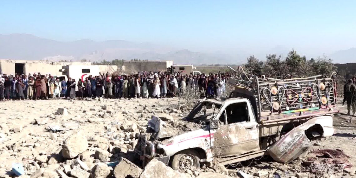 له پټې دښمنۍ تر ښکاره جګړې؛ تحلیلوونکي وايي، پاکستان افغانستان کې د ځواکمن نظام مخه نیسي