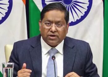 د هند حکومت، خلیلزاد او منظور پښتین پر افغان خاوره د پاکستان بریدونه غندلي