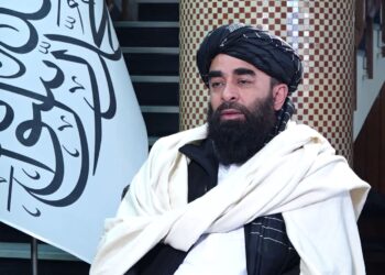 مجاهد: د نړۍ له خوا د غوښتنو تحمیل او سیاسي فشار، د افغانستان په کورنیو چارو کې لاسوهنه ګڼو