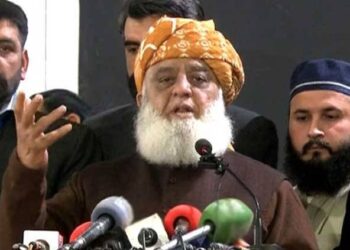 د پاکستان پر حکومت د فضل الرحمن نیوکه؛ له افغانستانه یو انار نه شي را تېرېدلی، نو ترهګر څنګه را تېرېږي